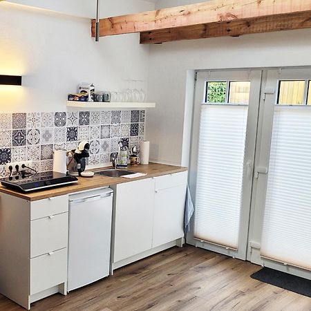 Modernes 1-Zimmer-Apartment Mit Galerie-Schlafkoje Im Skandinavischen Stil Ostenfeld  Exterior foto